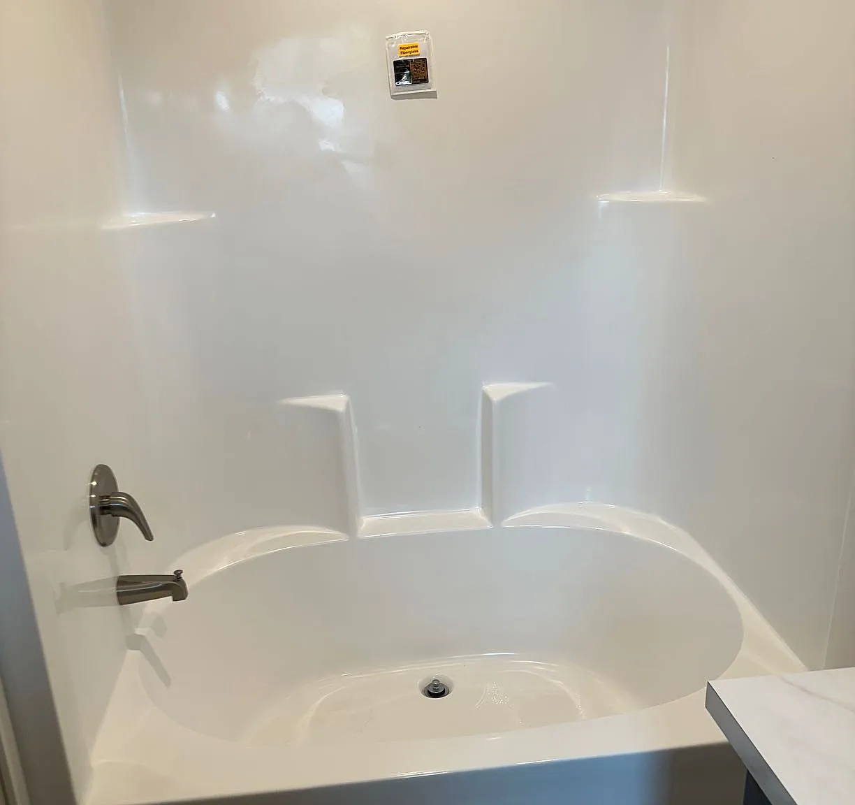3 bed, 1056 sqft, $64,900 — Photo 4