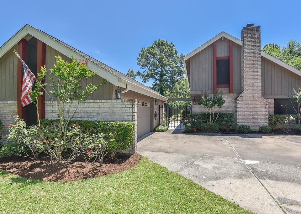 1st image of 315 Cypresswood Dr
