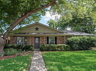 1729 San Antonio Dr, Garland, TX 75042