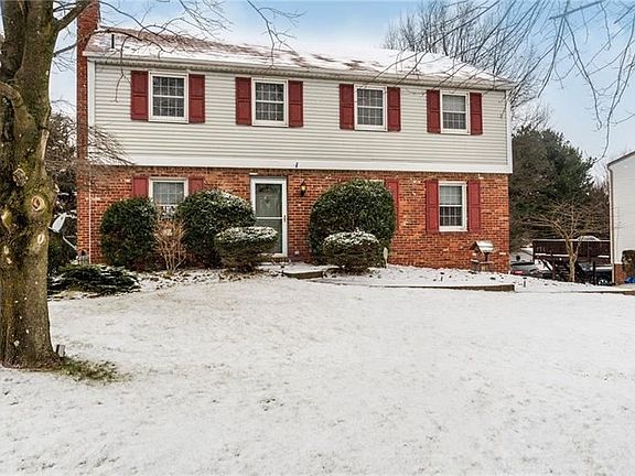 2nd image of 4834 Tremont Dr