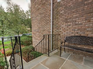 113 Patriots Rd, Morris Plains, NJ 07950