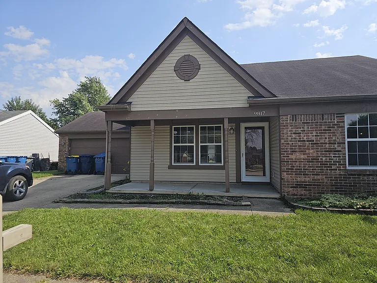 9817 Traditions Ln — Photo 7