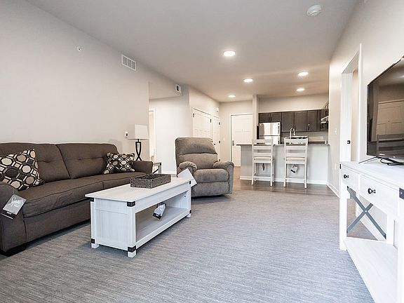 4th image of 14001 Douglas Pkwy #18453529