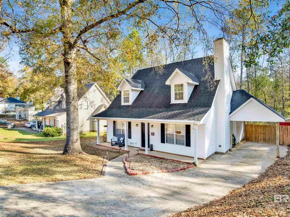 155 1/2 Richmond Rd, Daphne, AL 36526