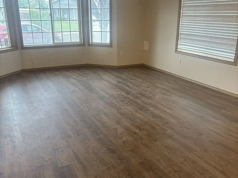 6408 Robinson Dr — Photo 6