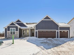 9250 S Overlook Way, Franklin, WI 53132