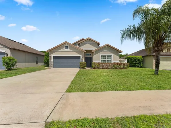 1020 Kellogg Dr, Tavares, FL 32778