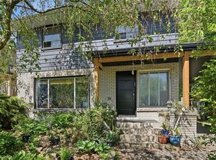 39 Paradise Rd N, Hamilton, ON L8S 3S6