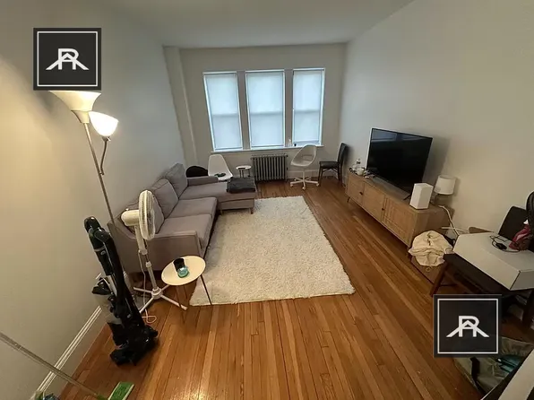 26 Colborne Rd, Brighton, MA