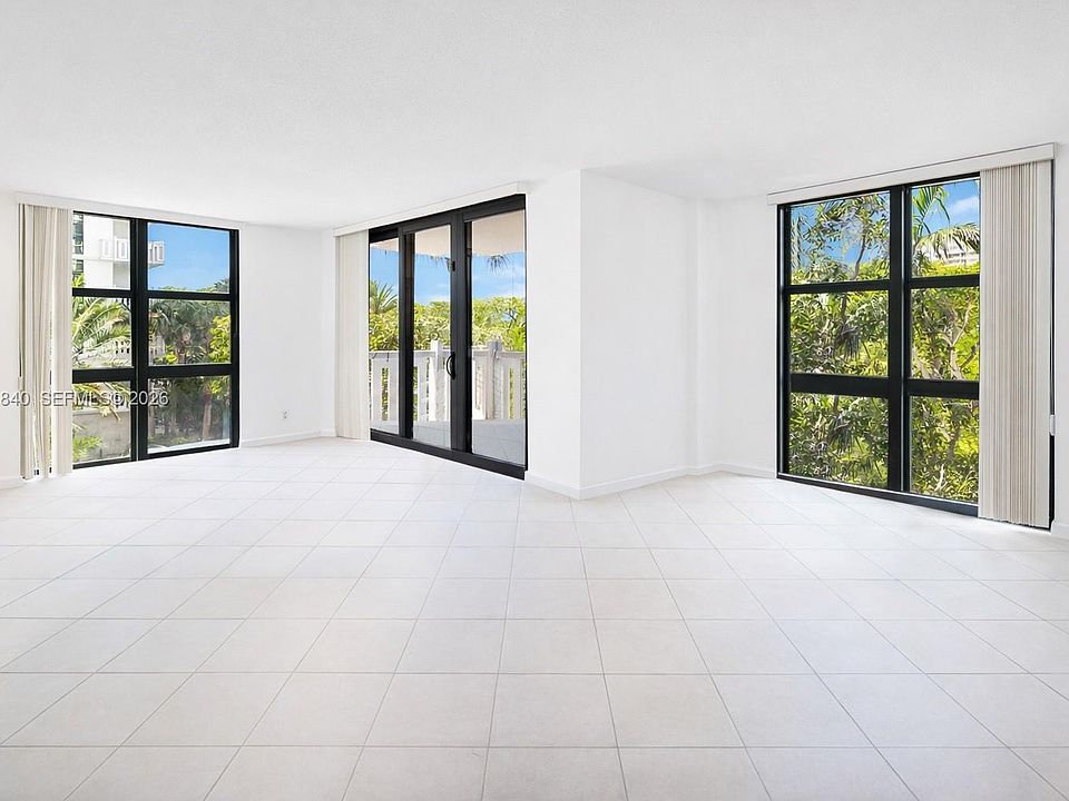 1st image of 1121 Crandon Blvd APT F206