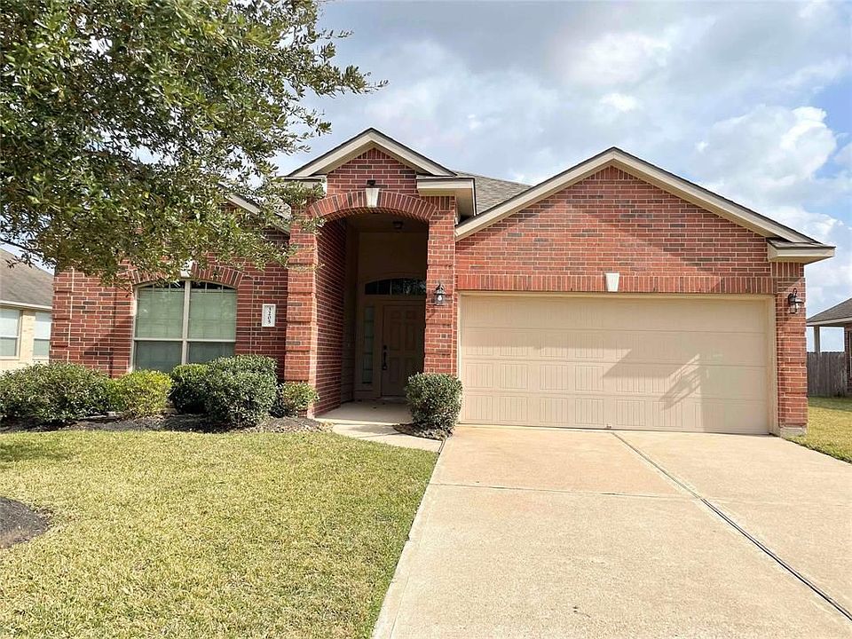 1st image of 3205 Black Ln