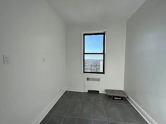 2nd image of 8315 Lefferts Blvd APT 6B