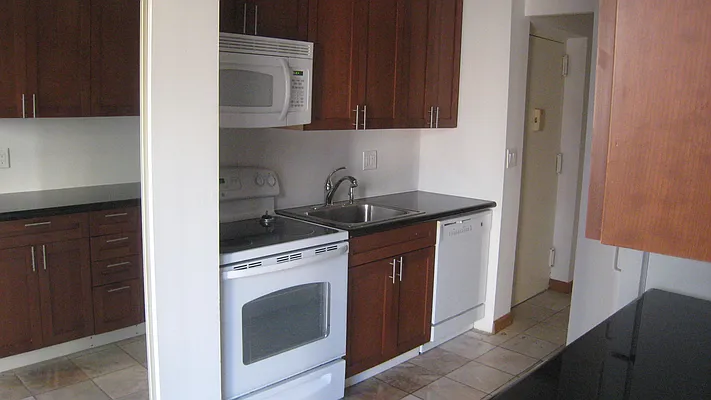 Rented by Best Apartments North Inc | media 29