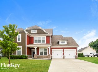 415 S Meadow Song Ct, New Palestine, IN