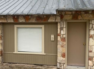 5 Orange Cir, Kerrville, TX 78028