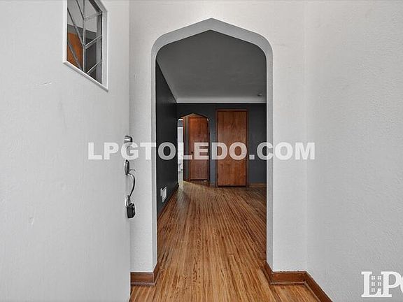 4th image of 667 Caswell Ave