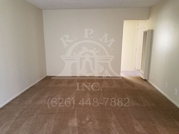 3rd image of 137 S Vernon Ave
