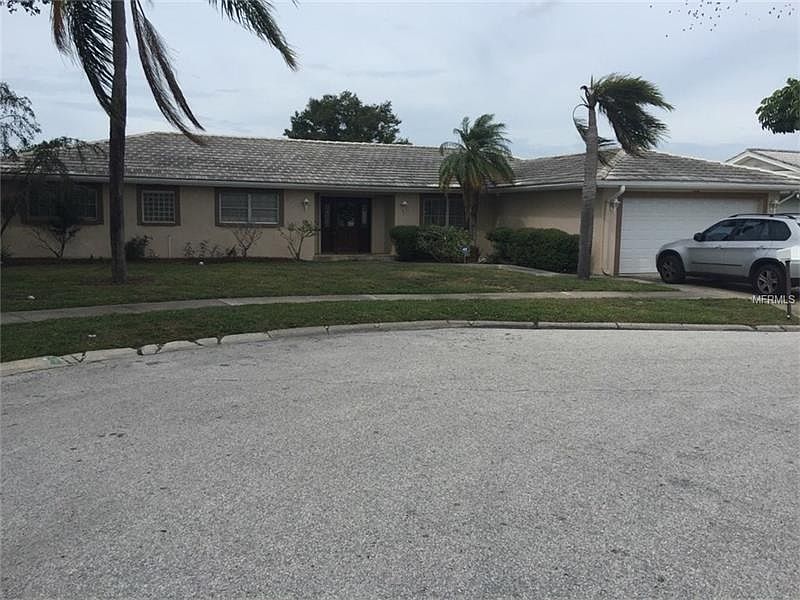 1st image of 3904 Doral Dr