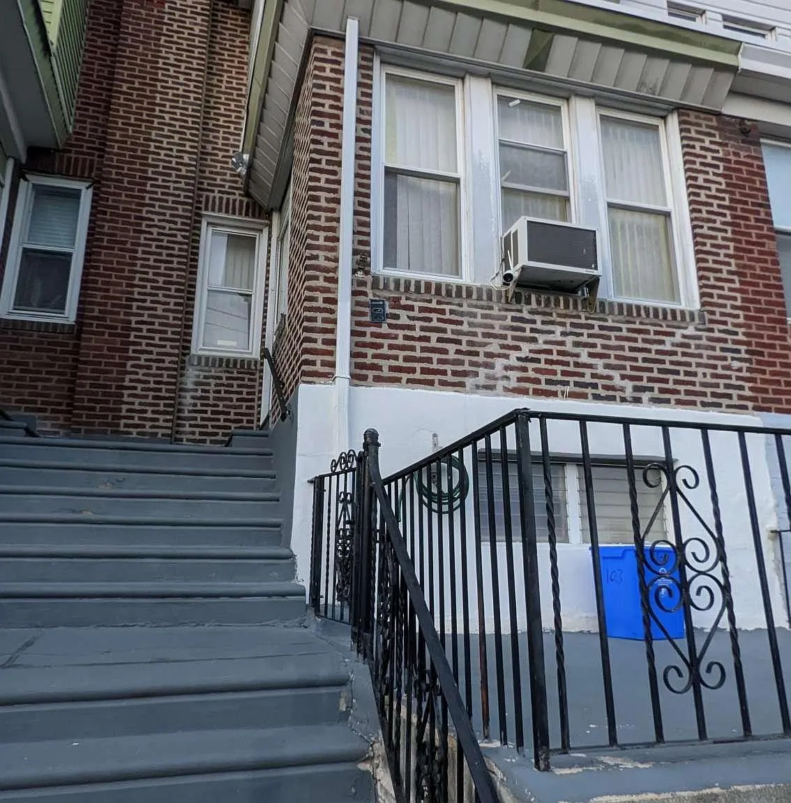 3 bed, 1.5 bath, 1140 sqft, $1,650 — Photo 1