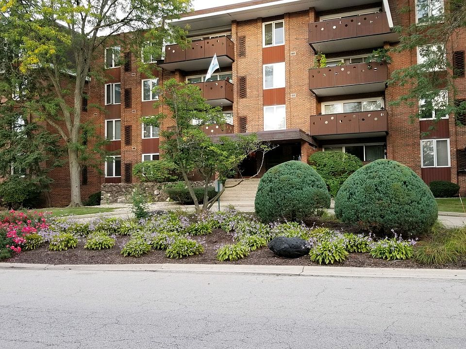 1st image of 121 S Spruce Ave APT 301