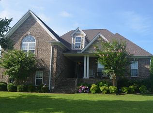 727 Heritage Rd, Lebanon, TN 37087