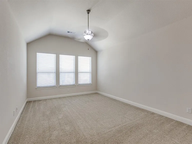 12618 Akenside Rd — Photo 24