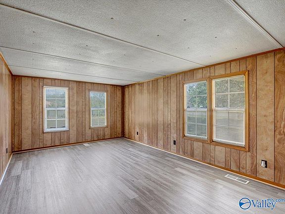 4th image of 570 Albert Mann Rd
