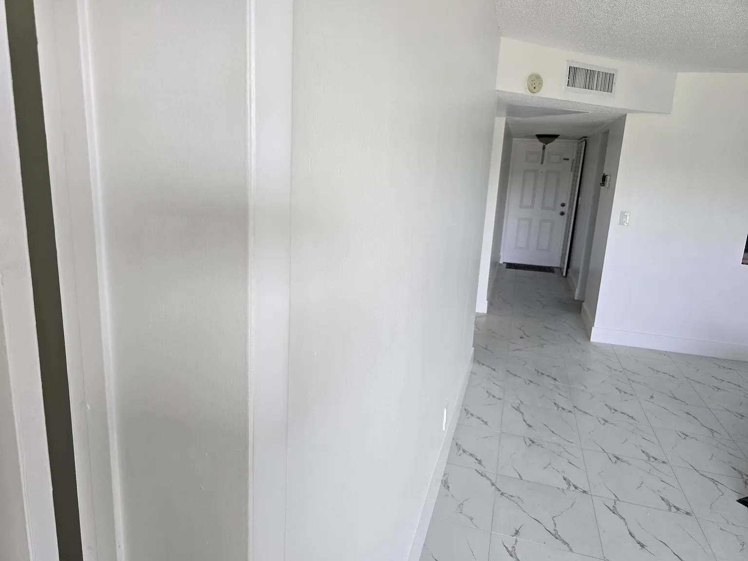 2 bed, 949 sqft, $1,800 — Photo 4