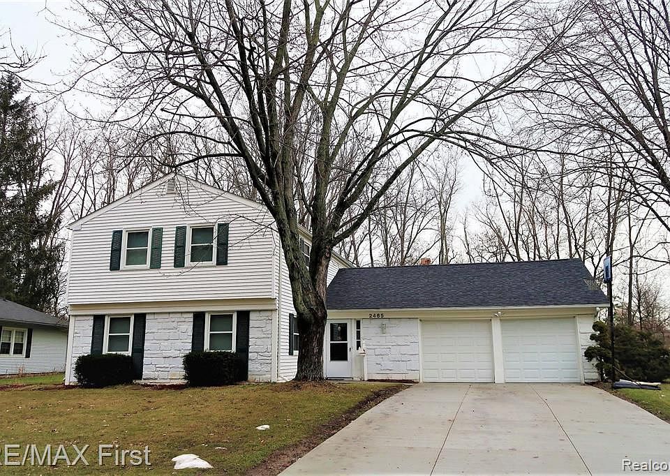 1st image of 2465 Waltham Dr