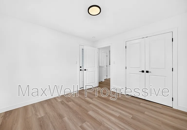 14510 95th Ave NW #MAIN FLOOR — Photo 40