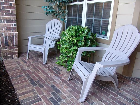 4th image of 1856 Sandpiper Ln