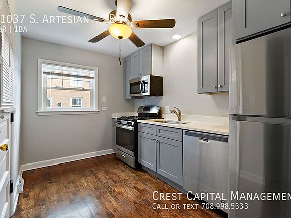 2nd image of 11021 S Artesian Ave APT 1W