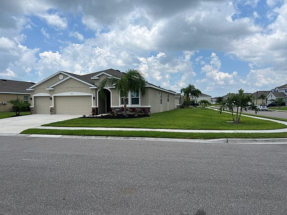 2nd image of 403 Grande Vista Blvd