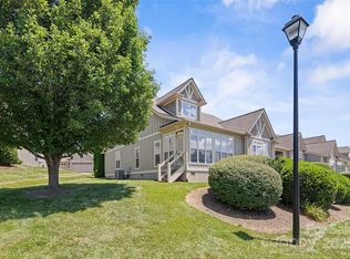 58 Burlington Ln, Fletcher, NC 28732