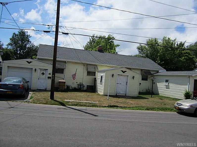 1st image of 16 Rockleigh Dr