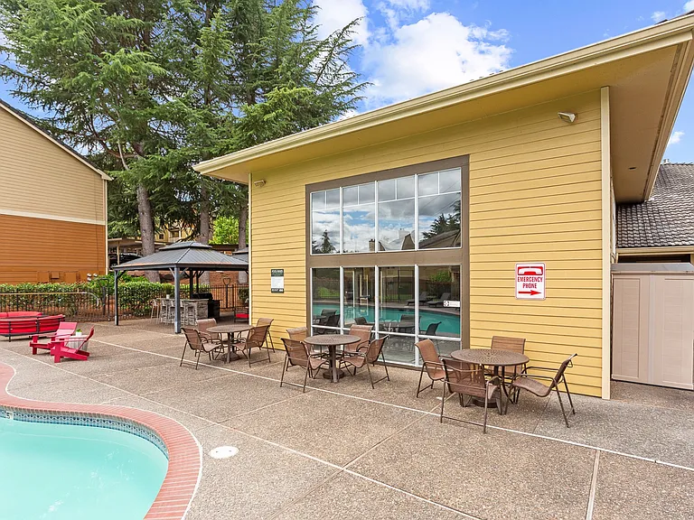MonteVista at Murray Hill — Photo 20