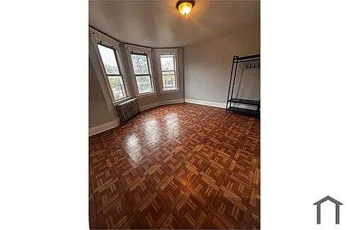 29 Ravine Ave Photo 1