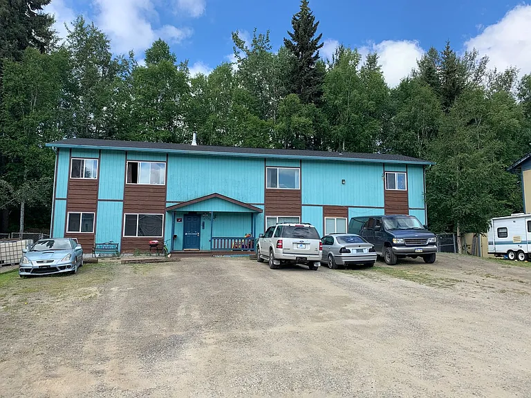 4770 Glasgow Dr — Photo 1