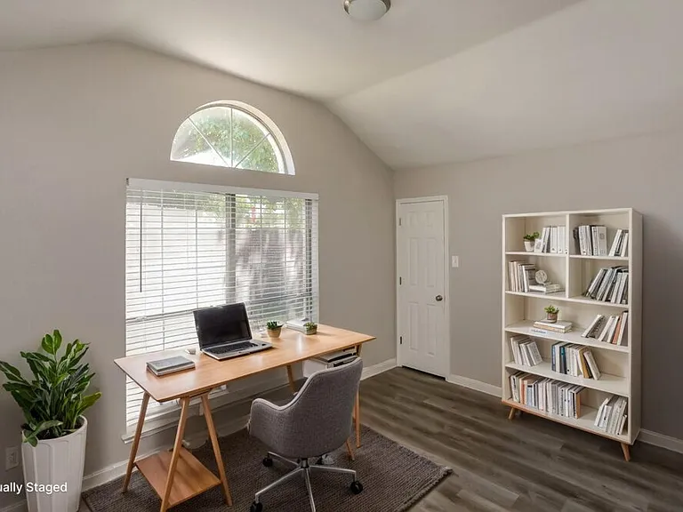 721 S Highland Dr — Photo 15