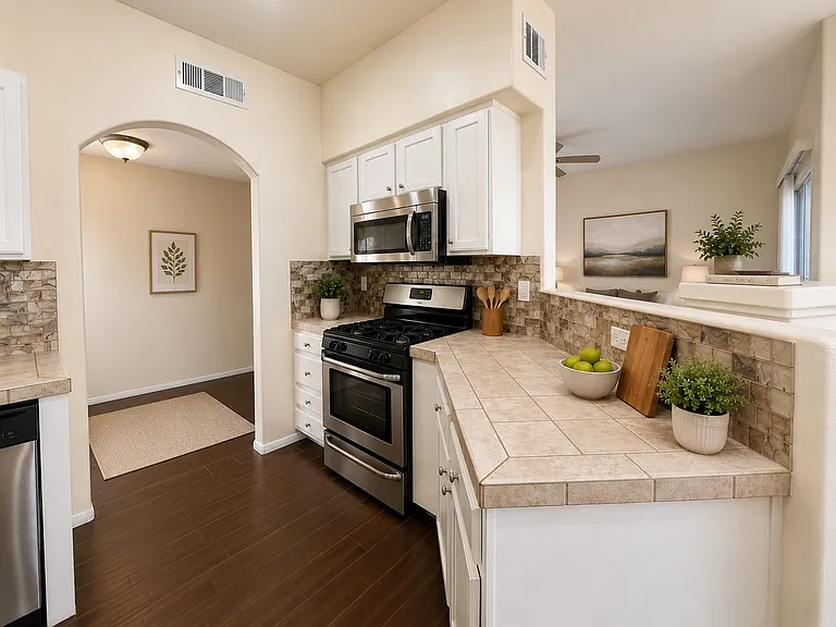 10116 Jacob Pl #101 — Photo 4