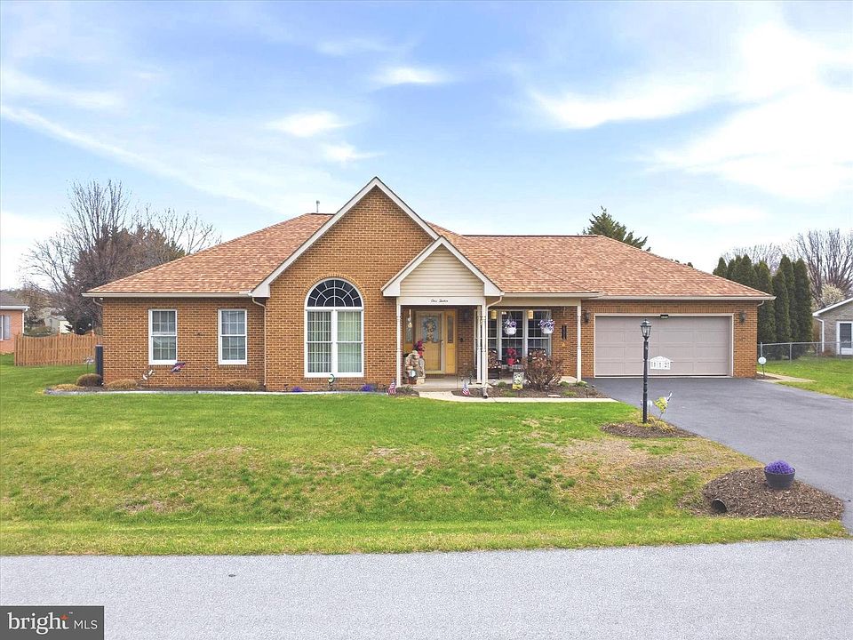 1st image of 112 Plantation Dr