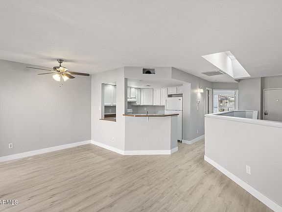 3rd image of 3228 W Glendale Avenue #125