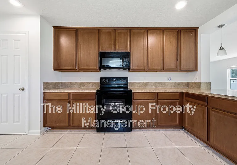 391 Hepburn Rd — Photo 12