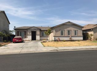 5176 W Carmen Ave, Fresno, CA