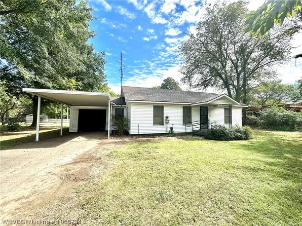 808 N Kentucky, Panama, OK 74951