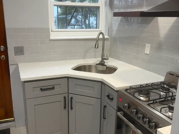 (undisclosed Address), Bronx, NY 10466