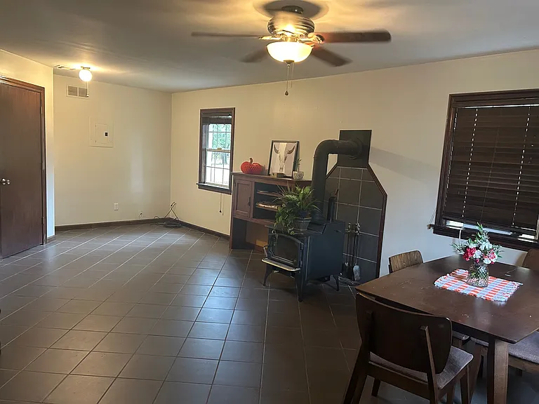 23481 S 472nd Rd — Photo 3