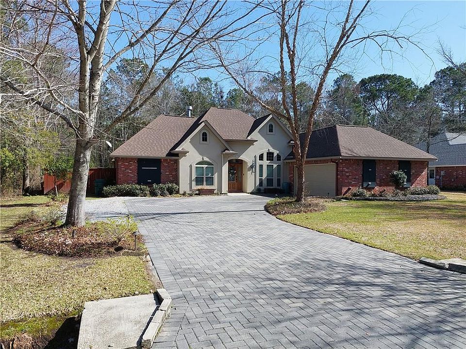 1st image of 245 Westwood Dr