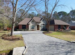 245 Westwood Dr, Mandeville, LA 70471