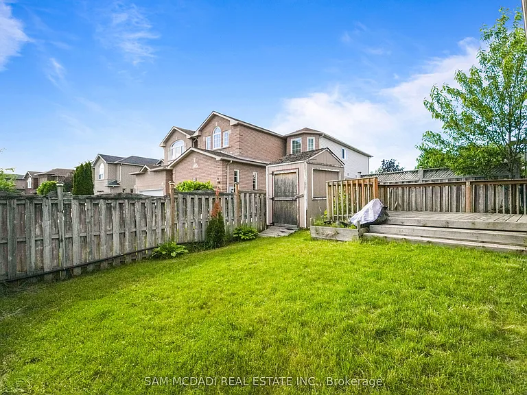 87 Rundle Cres — Photo 31